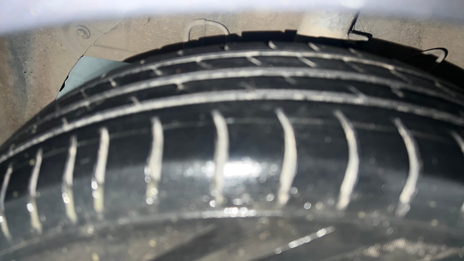 Used 2022 hyundai Santro Sportz Executive CNG Cng Manual tyres LEFT FRONT TYRE TREAD VIEW