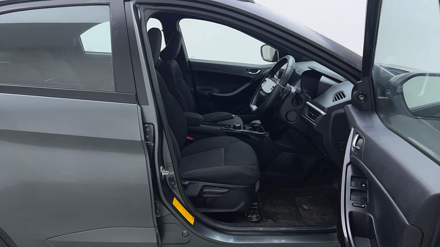 Used 2024 tata Nexon Fearless S 1.2 Revotron Petrol 7DCA Dual Tone Petrol Automatic interior RIGHT SIDE FRONT DOOR CABIN VIEW