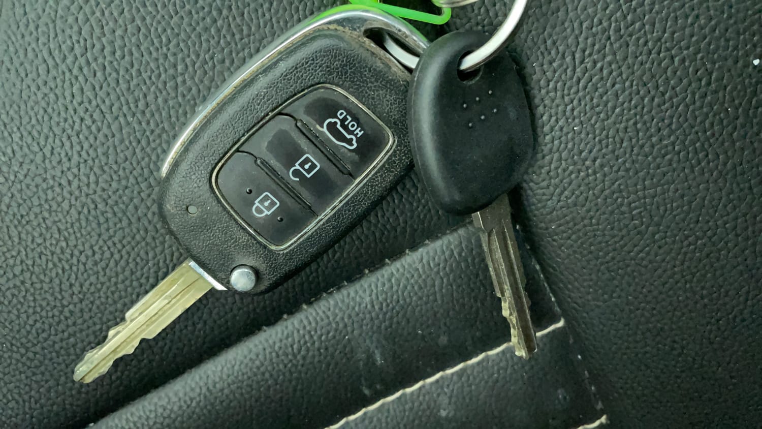 Used 2020 Hyundai Elite i20 Sportz Plus 1.2 Petrol Manual extra CAR KEY VIEW