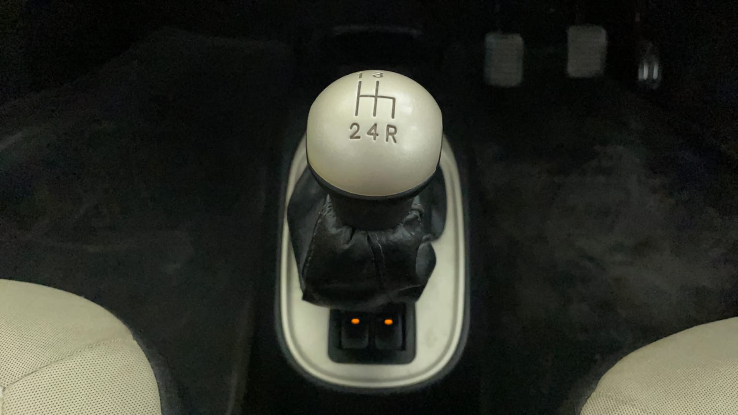 Used 2015 Tata Nano Twist XT Petrol Manual interior GEAR  KNOB VIEW