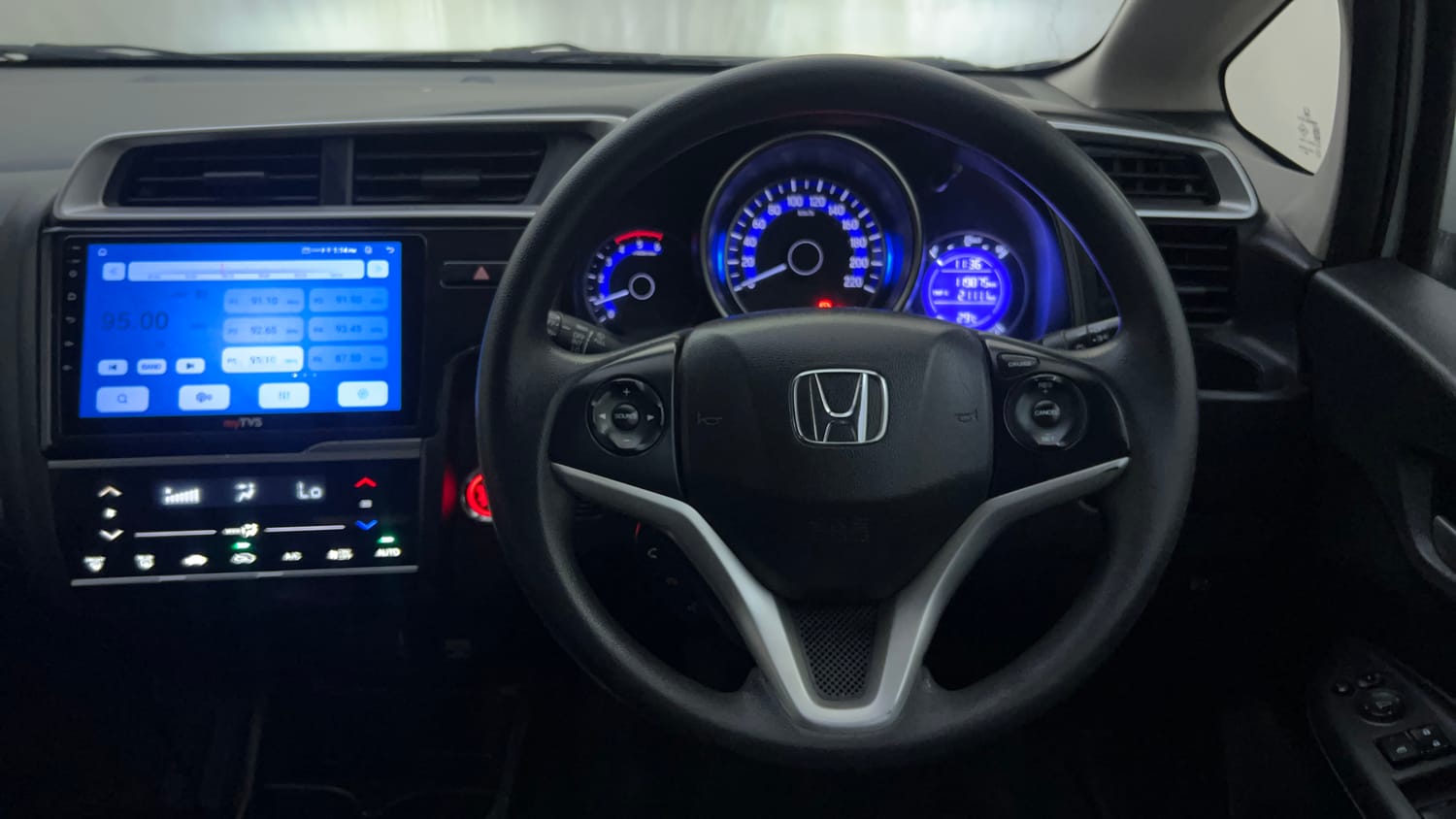 Used 2017 Honda WR-V VX MT Diesel Diesel Manual interior STEERING VIEW