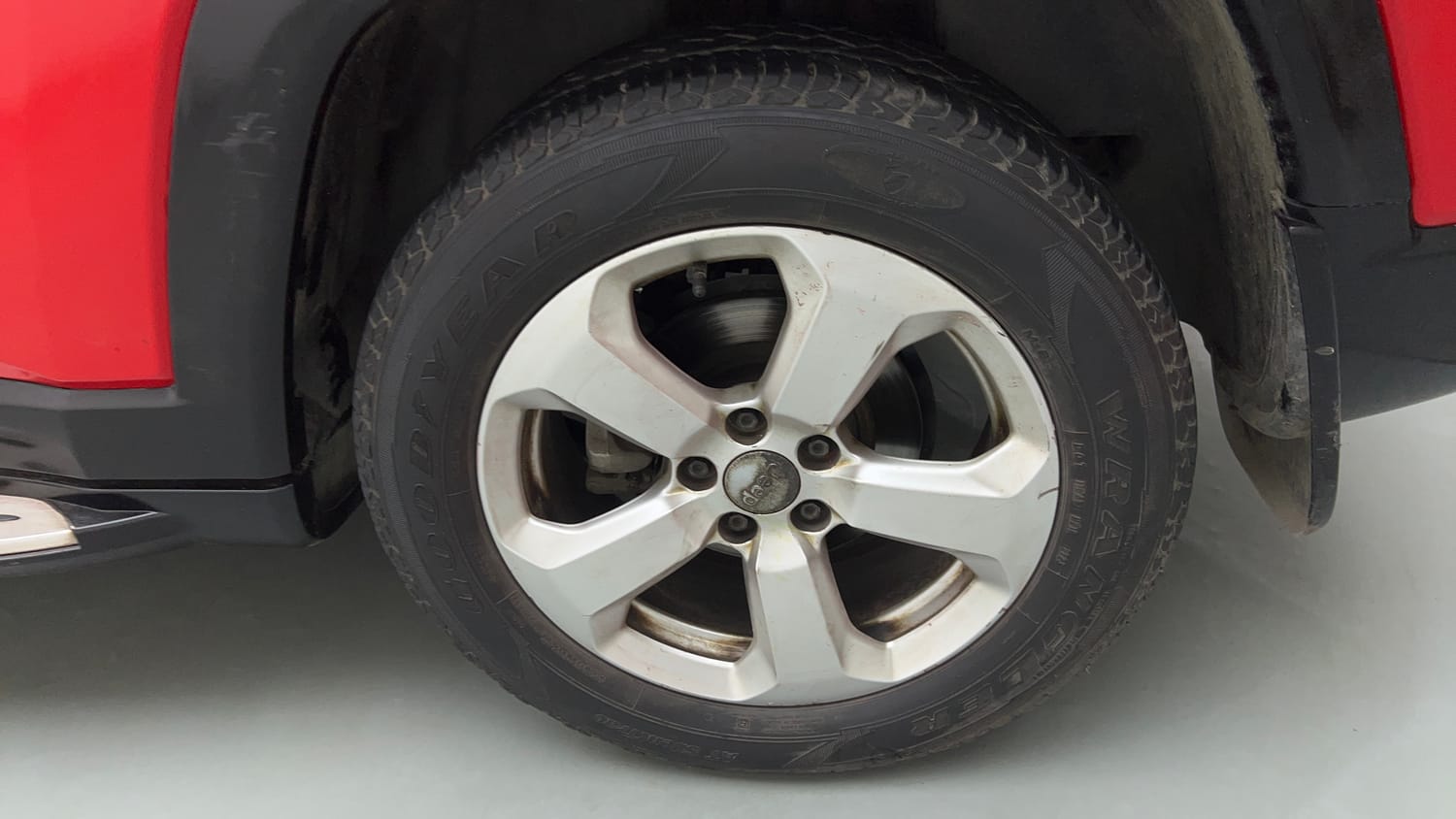 Used 2019 Jeep Compass Limited 1.4 Petrol AT Petrol Automatic tyres LEFT REAR TYRE RIM VIEW