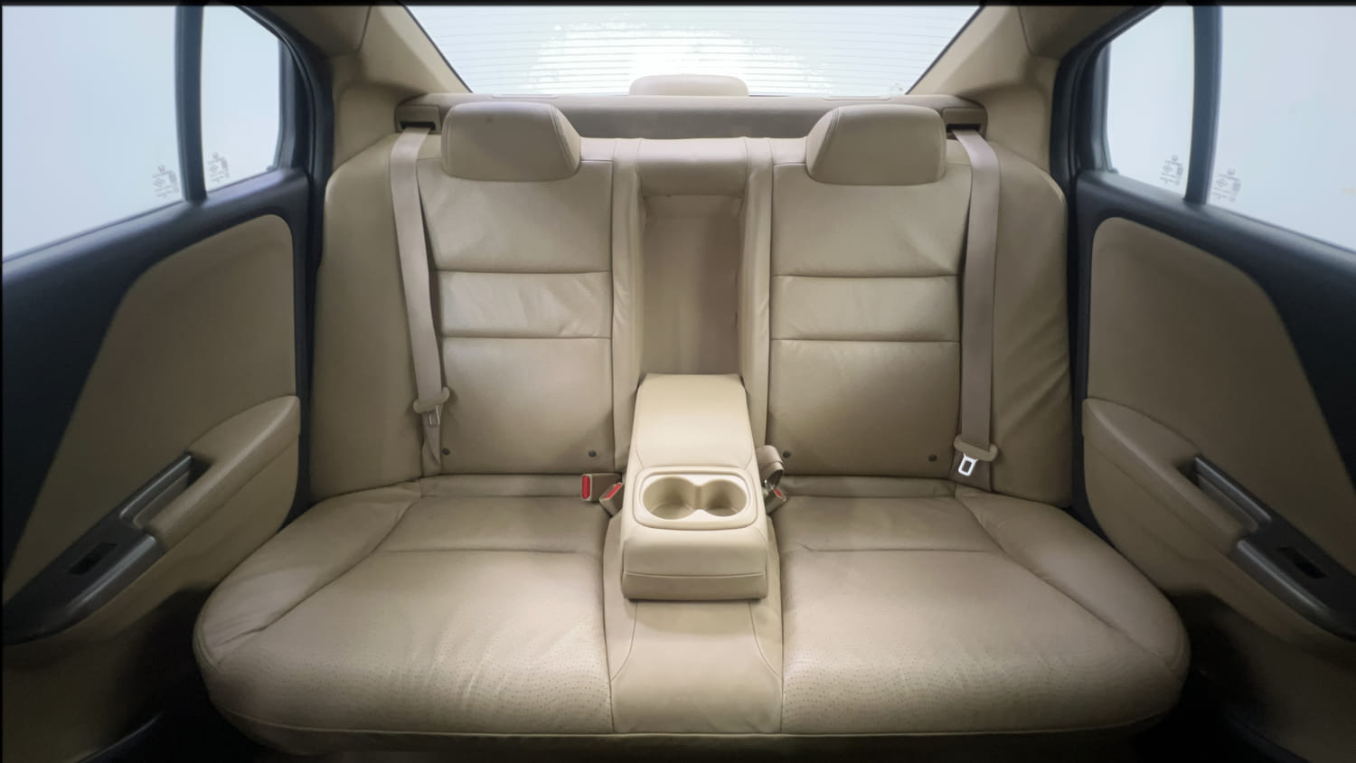 Used 2018 Honda City VX Petrol Petrol Manual interior REAR SEAT CONDITION VIEW