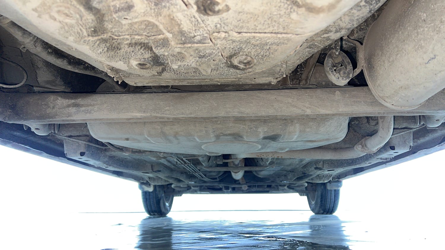 Used 2020 Tata Tiago XZA Plus Dual Tone Petrol Automatic extra REAR UNDERBODY VIEW (TAKEN FROM REAR)