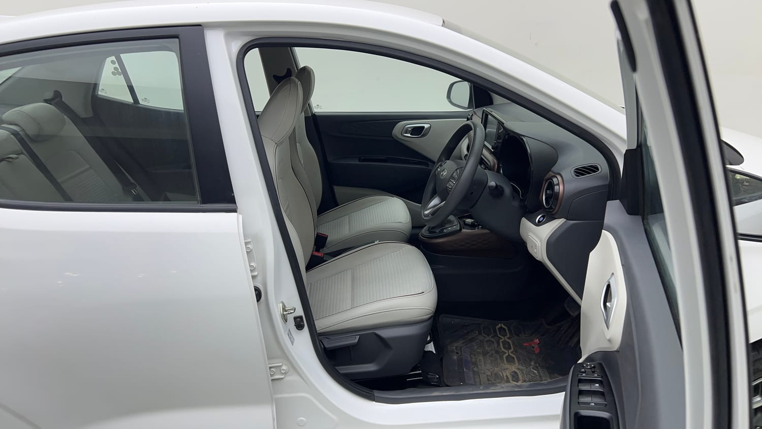 Used 2024 Hyundai Aura SX Plus 1.2 AMT Petrol Petrol Automatic interior RIGHT SIDE FRONT DOOR CABIN VIEW