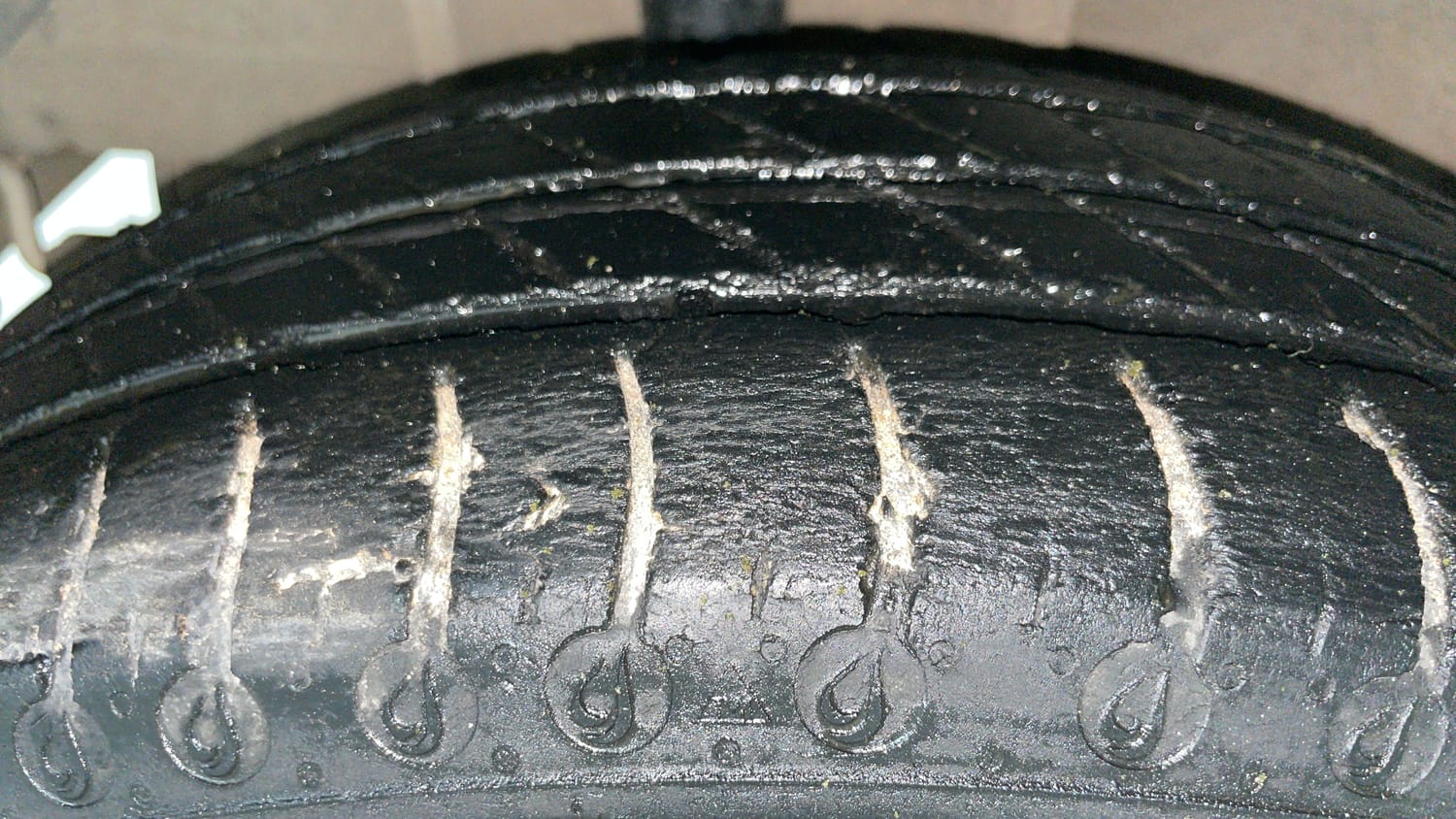 Used 2021 Tata Tiago XE Petrol Manual tyres RIGHT REAR TYRE TREAD VIEW