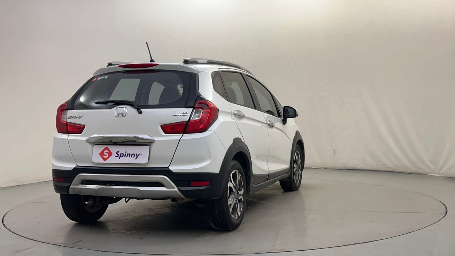 Used 2017 Honda WR-V VX MT Diesel Diesel Manual exterior RIGHT REAR CORNER VIEW