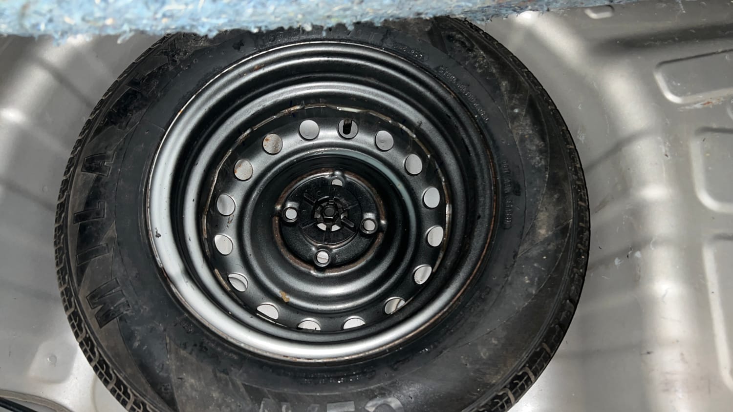 Used 2018 Hyundai Santro Asta Petrol Manual tyres SPARE TYRE VIEW