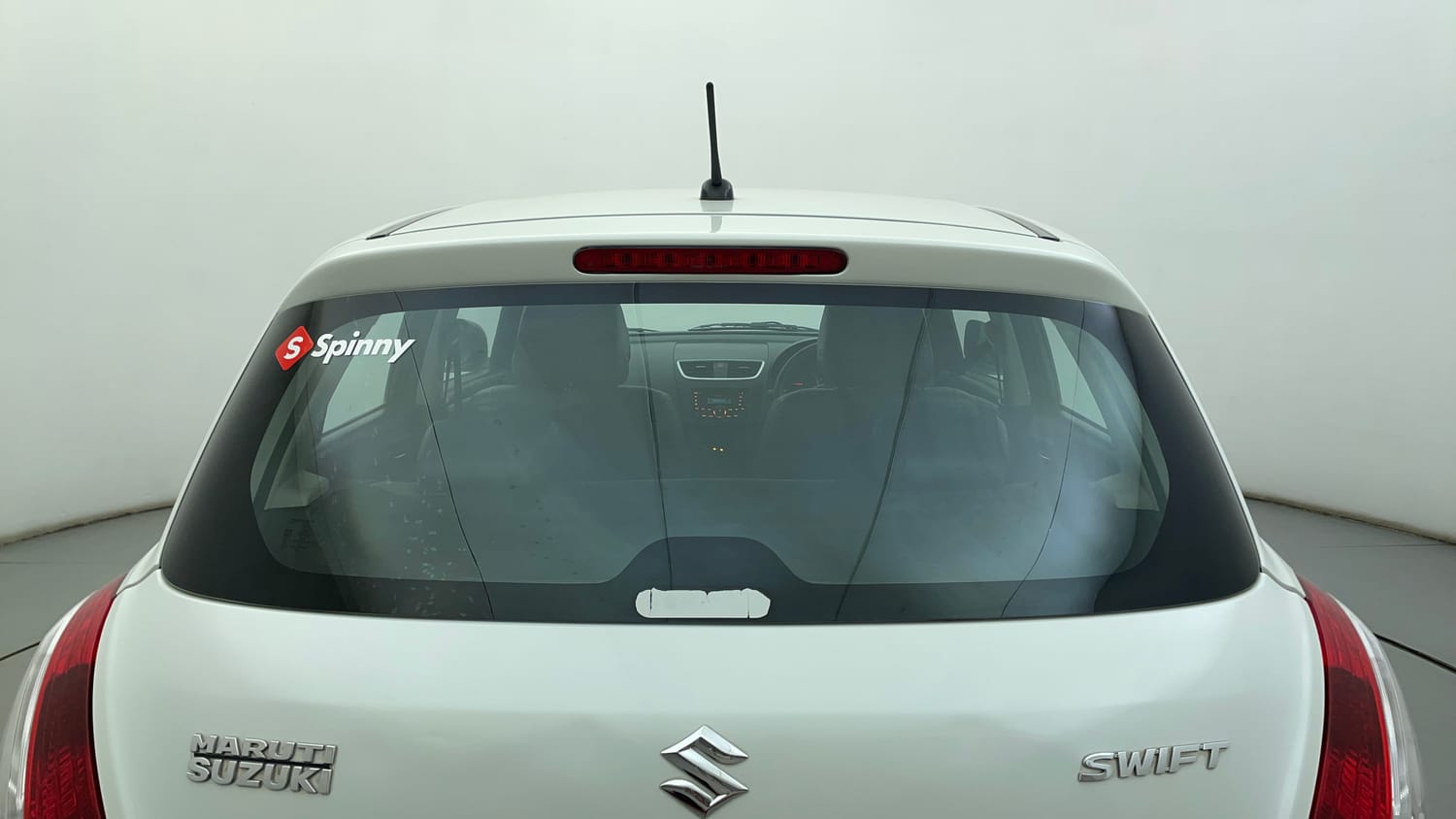 Used 2014 Maruti Suzuki Swift VXi Petrol Manual exterior BACK WINDSHIELD VIEW