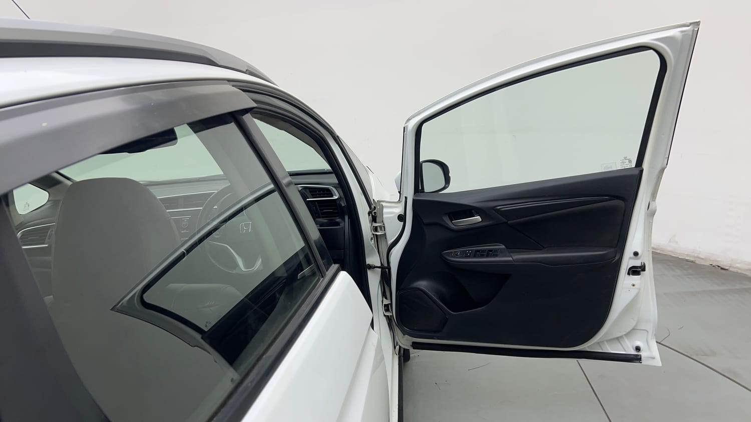 Used 2018 Honda WR-V S MT Petrol Petrol Manual interior RIGHT FRONT DOOR OPEN VIEW