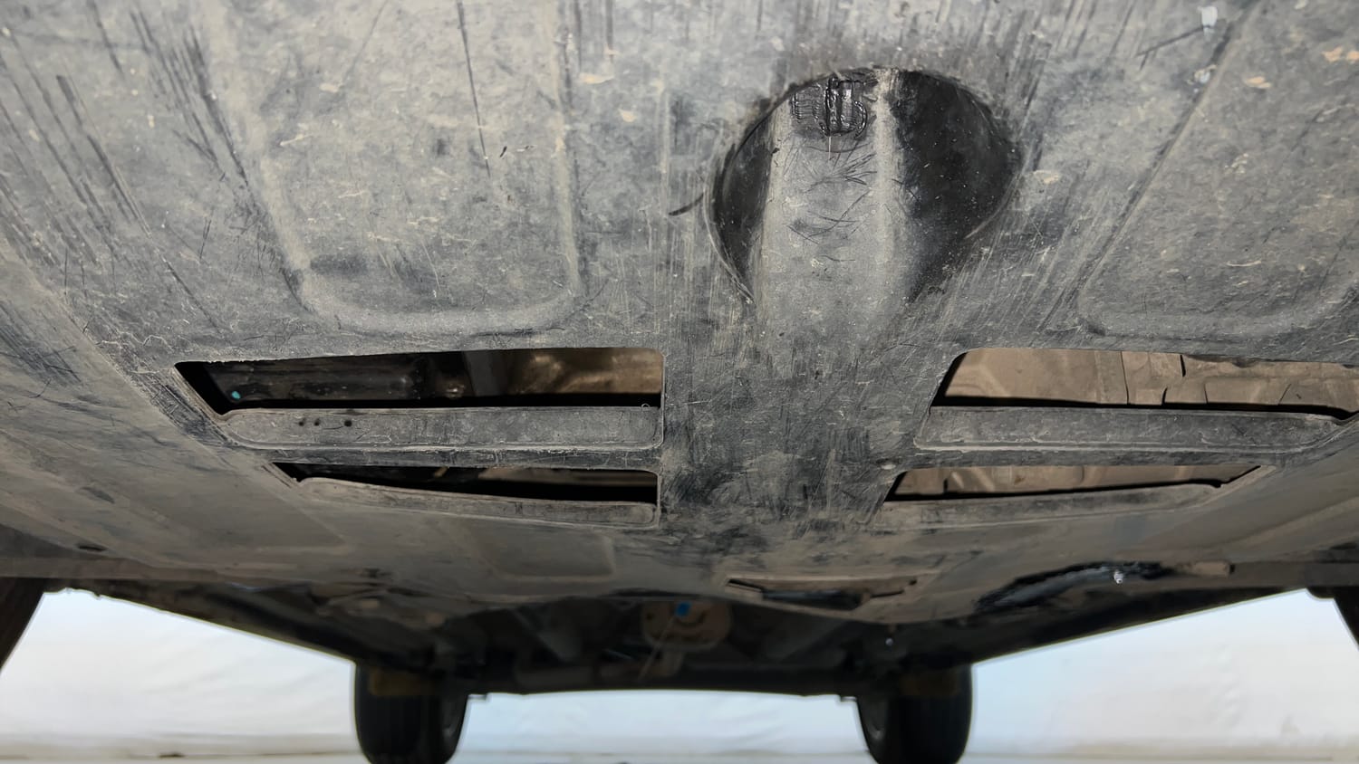 Used 2018 Hyundai Creta SX 1.6 AT Petrol Petrol Automatic extra FRONT LEFT UNDERBODY VIEW