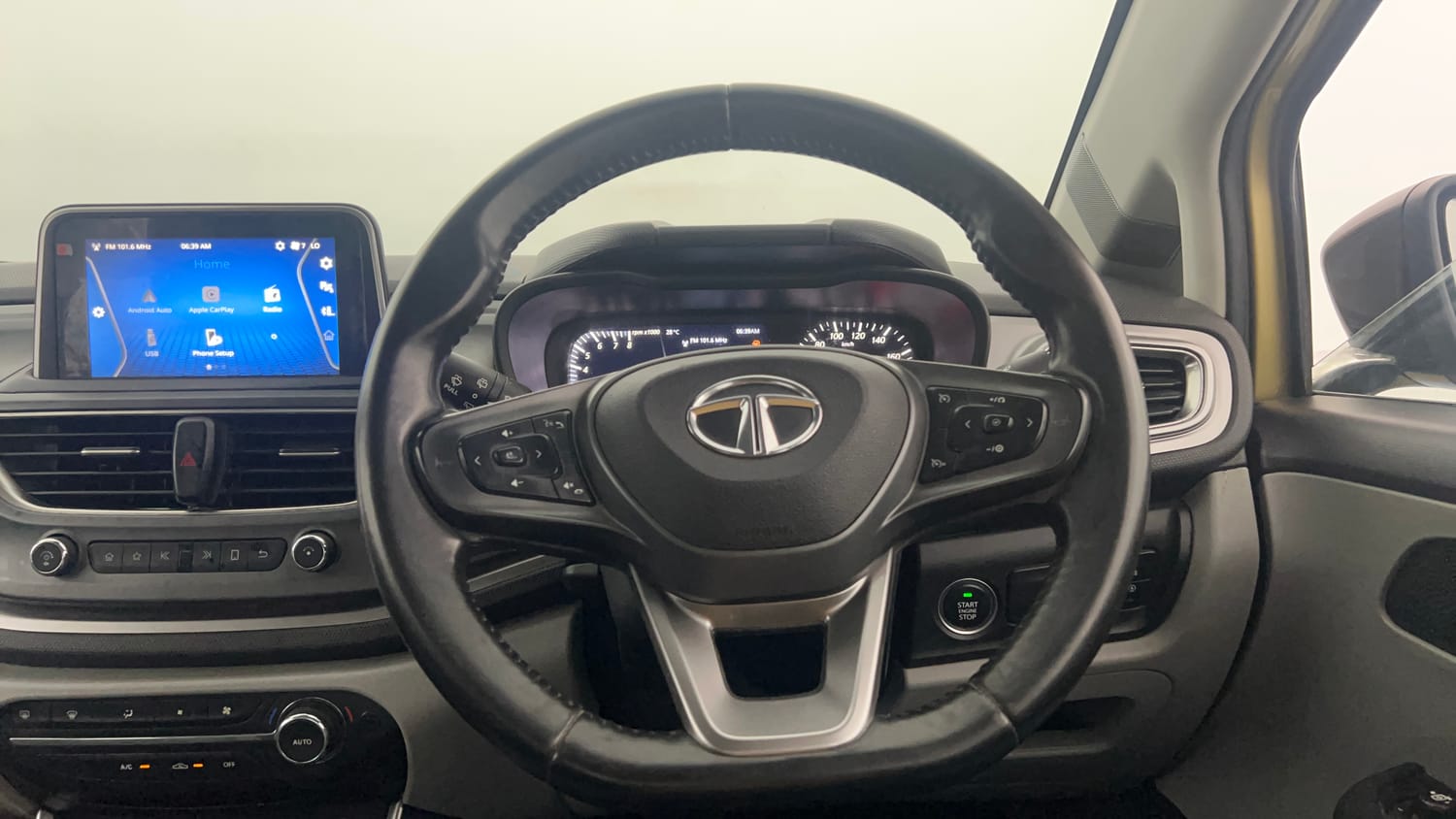 Used 2020 Tata Altroz XZ (O) Petrol Petrol Manual interior STEERING VIEW