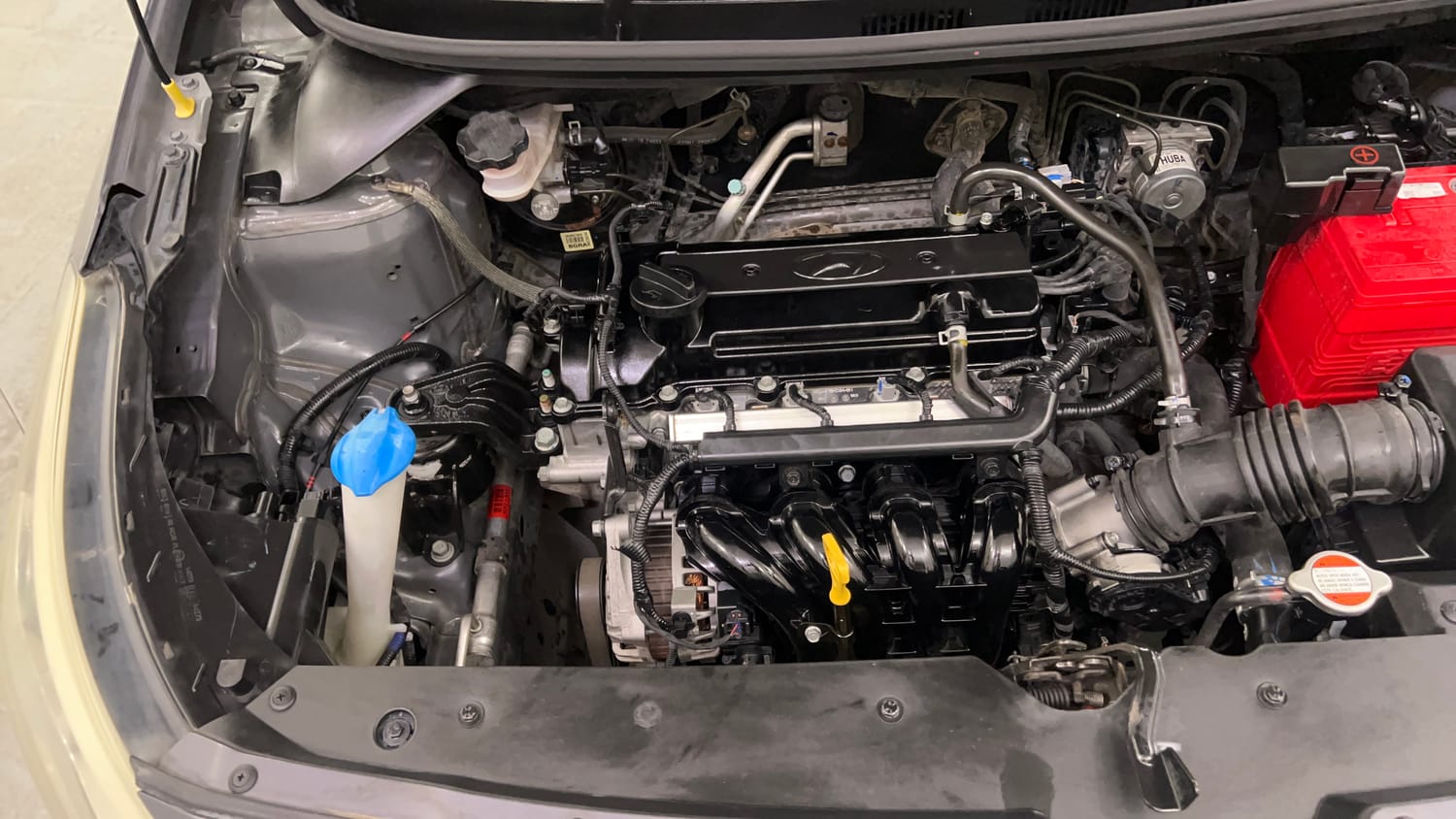 Used 2017 Hyundai Elite i20 Sportz 1.2 Petrol Manual engine ENGINE RIGHT SIDE VIEW
