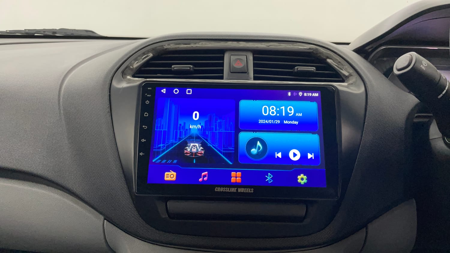 Used 2021 Tata Tiago XE Petrol Manual interior MUSIC SYSTEM & AC CONTROL VIEW