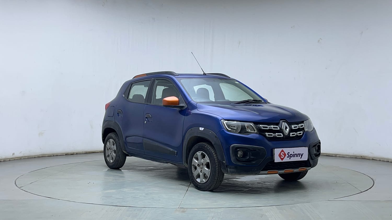 Used 2018 Renault Kwid CLIMBER 1.0 Petrol Manual exterior RIGHT FRONT CORNER VIEW