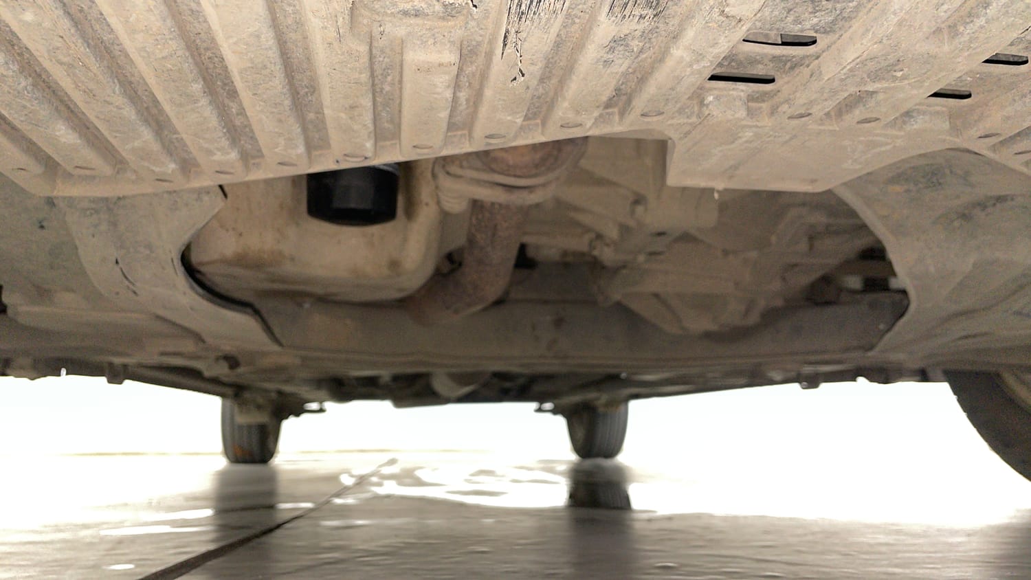 Used 2022 Maruti Suzuki Ciaz Zeta 1.5 Petrol Manual extra FRONT LEFT UNDERBODY VIEW