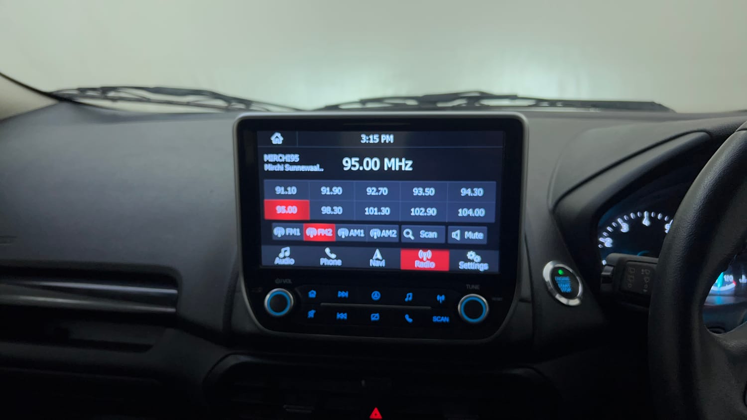 Used 2018 Ford EcoSport Titanium 1.5L Ti-VCT Petrol Manual top_features Integrated (in-dash) music system