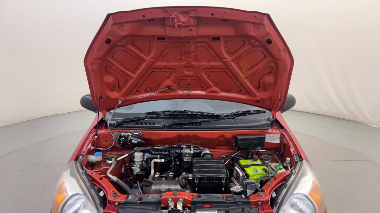 Used 2016 Maruti Suzuki Alto 800 VXi Petrol Manual engine ENGINE & BONNET OPEN FRONT VIEW