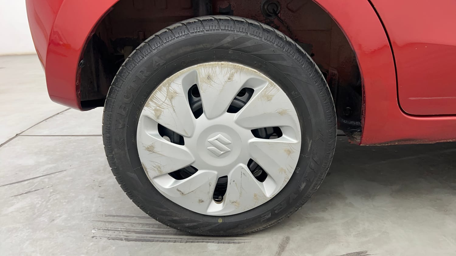 Used 2019 Maruti Suzuki Celerio ZXi Petrol Manual tyres RIGHT REAR TYRE RIM VIEW