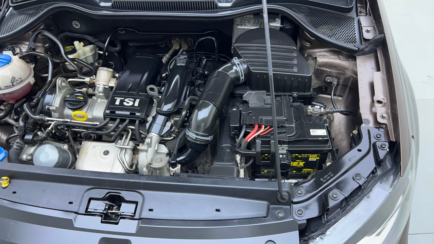 Used 2016 Volkswagen Vento Highline Petrol AT Petrol Automatic engine ENGINE LEFT SIDE VIEW