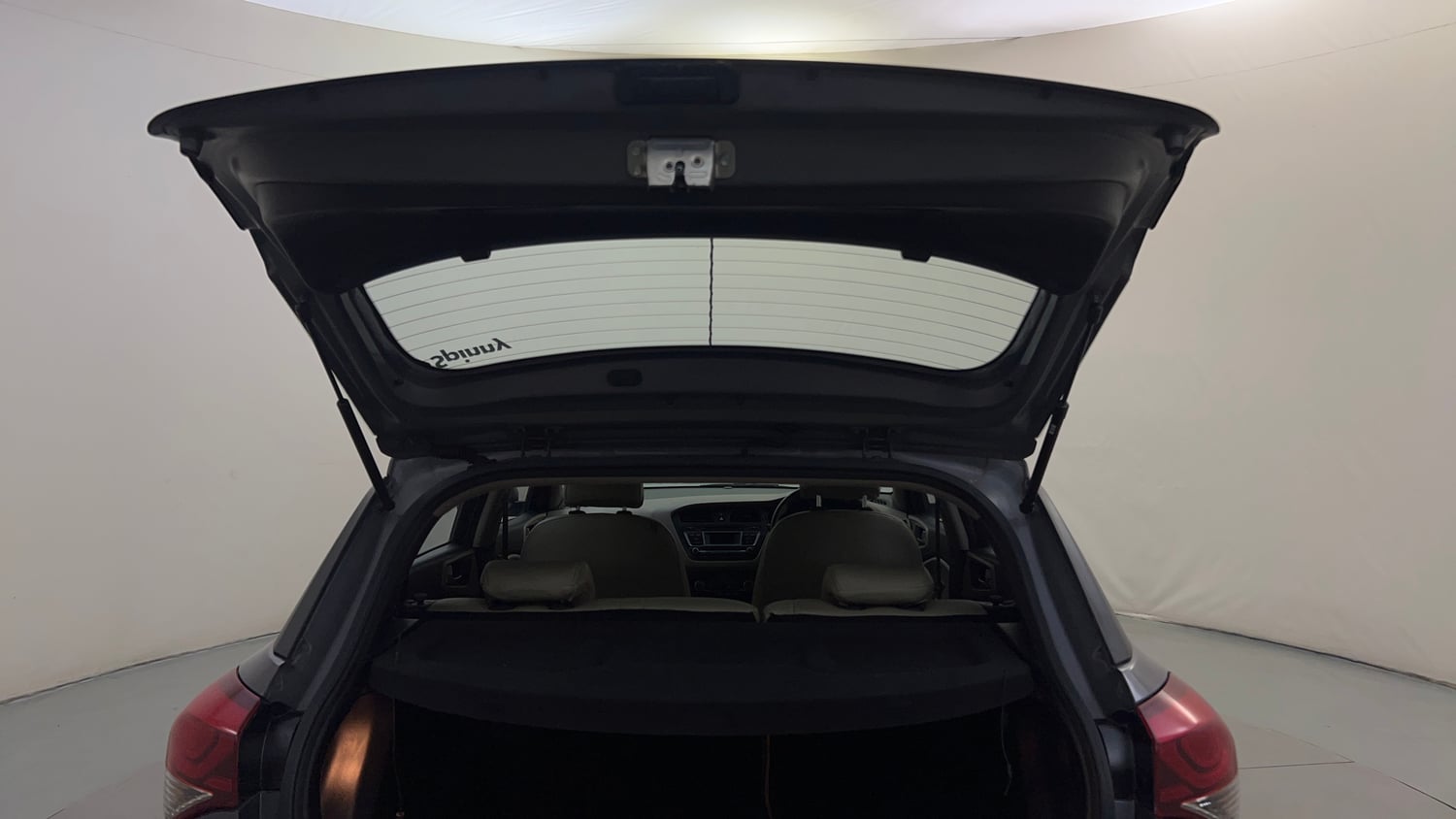 Used 2015 Hyundai Elite i20 Asta 1.2 Petrol Manual interior DICKY DOOR OPEN VIEW