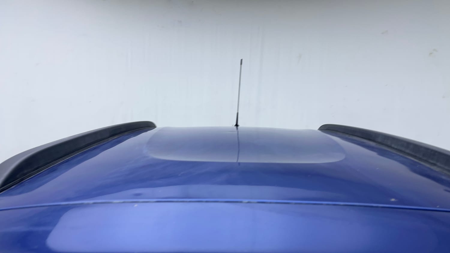 Used 2018 Renault Kwid CLIMBER 1.0 Petrol Manual exterior EXTERIOR ROOF VIEW