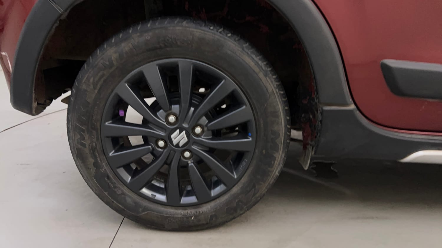 Used 2023 Maruti Suzuki Wagon R ZXI Plus 1.2 Dual Tone Petrol Manual tyres RIGHT REAR TYRE RIM VIEW