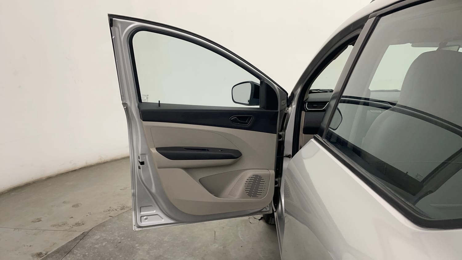 Used 2022 Renault Triber RXT EASY-R AMT Petrol Automatic interior LEFT FRONT DOOR OPEN VIEW