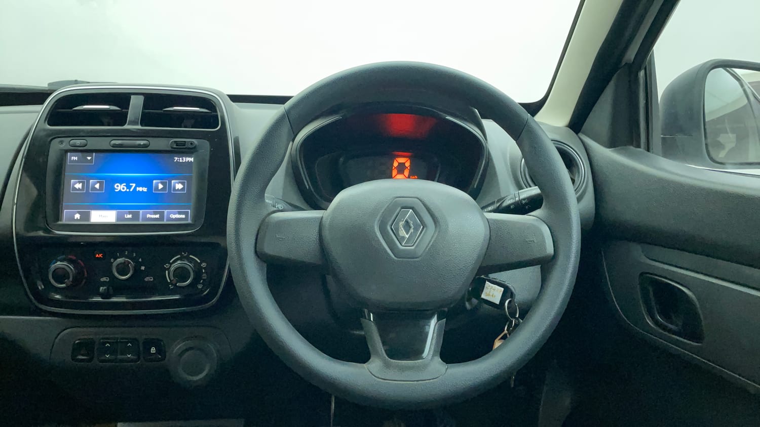 Used 2016 Renault Kwid RXT Petrol Manual interior STEERING VIEW