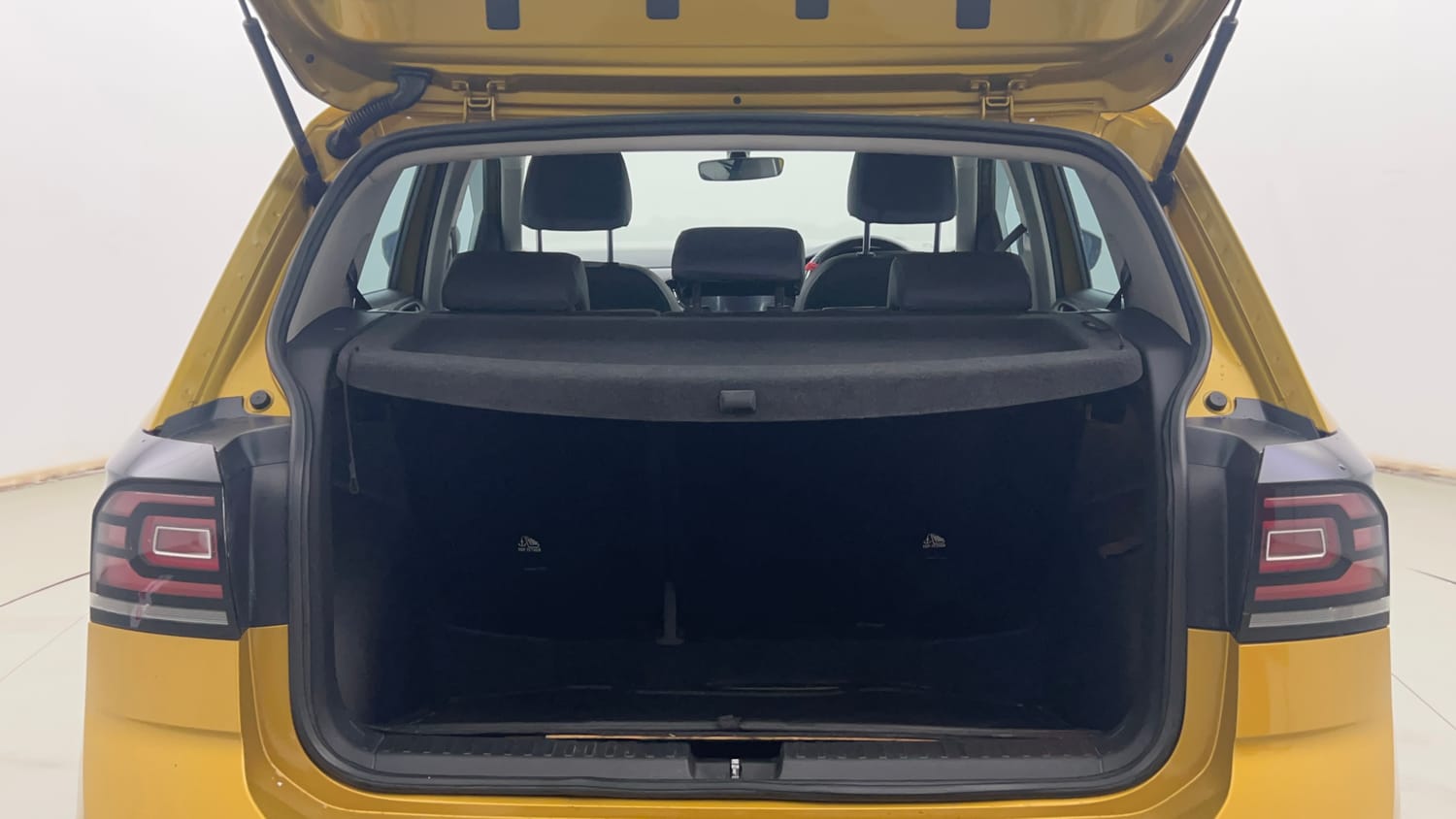 Used 2022 Volkswagen Taigun Topline 1.0 TSI MT Petrol Manual interior DICKY INSIDE VIEW