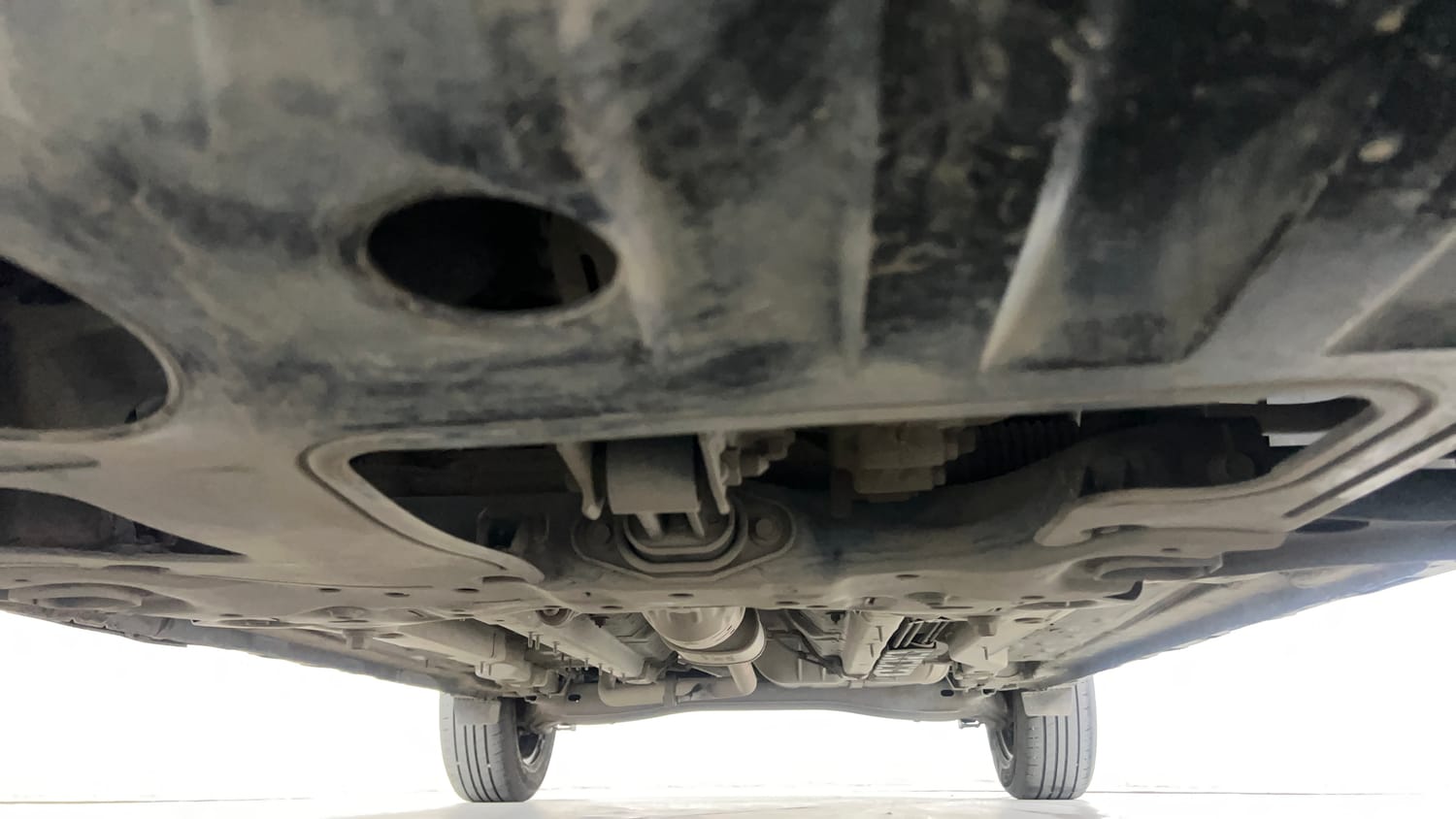 Used 2024 Hyundai Creta 1.5 MPi Petrol MT E Petrol Manual extra FRONT LEFT UNDERBODY VIEW