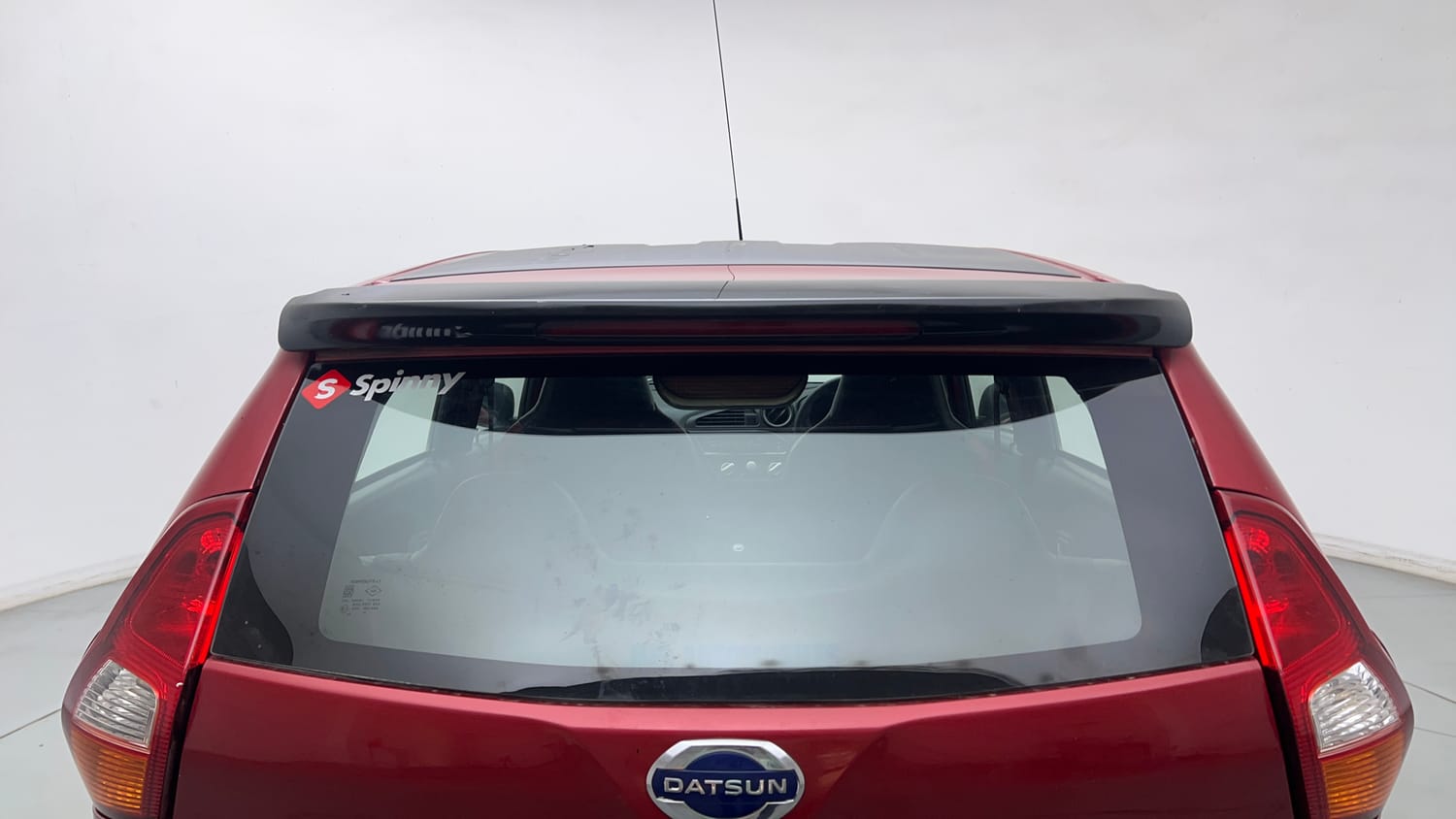 Used 2019 Datsun Redi-GO T (O) Petrol Manual exterior BACK WINDSHIELD VIEW
