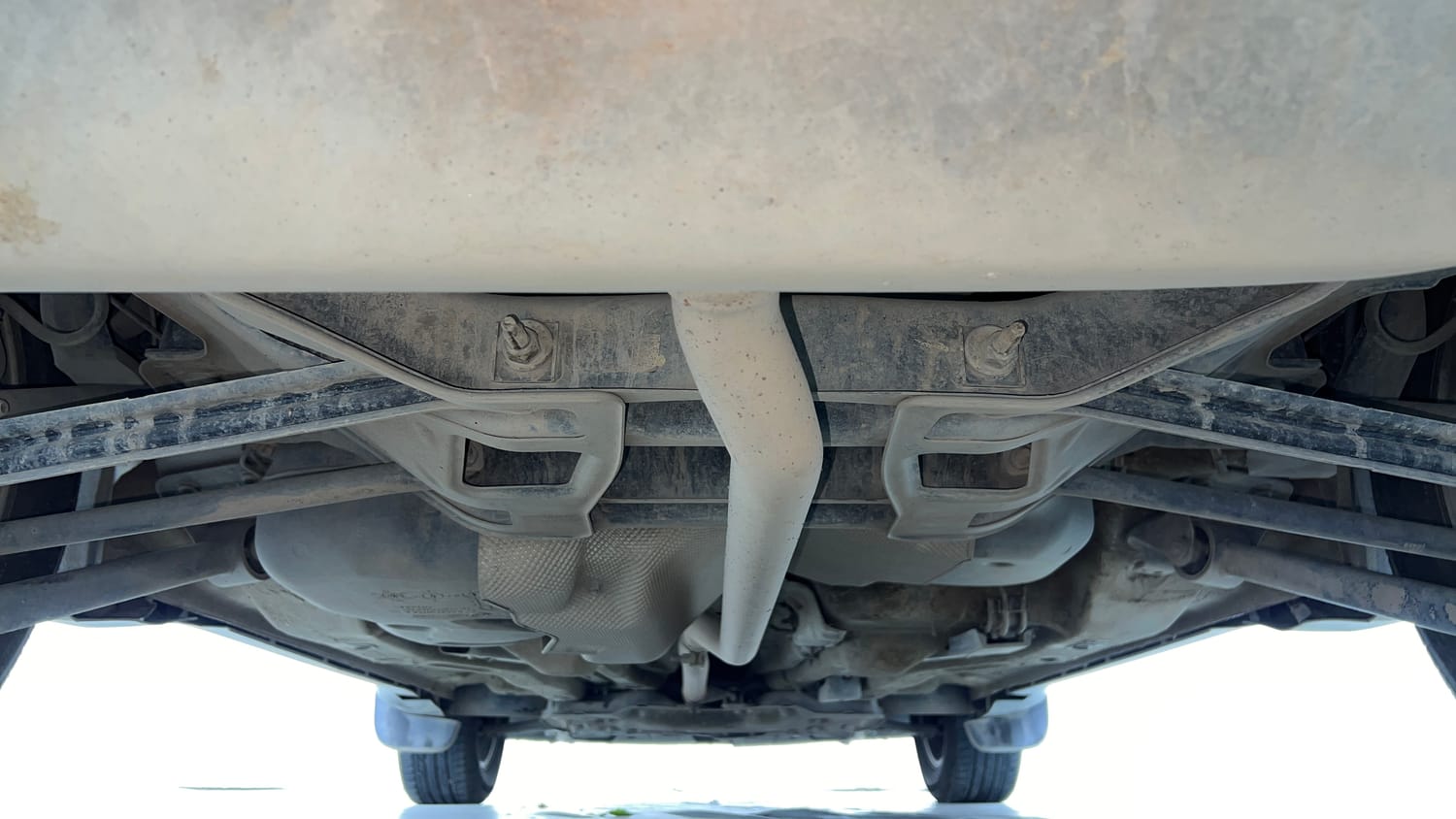 Used 2020 Jeep Compass Sport Plus 1.4 Petrol Petrol Manual extra REAR UNDERBODY VIEW (TAKEN FROM REAR)