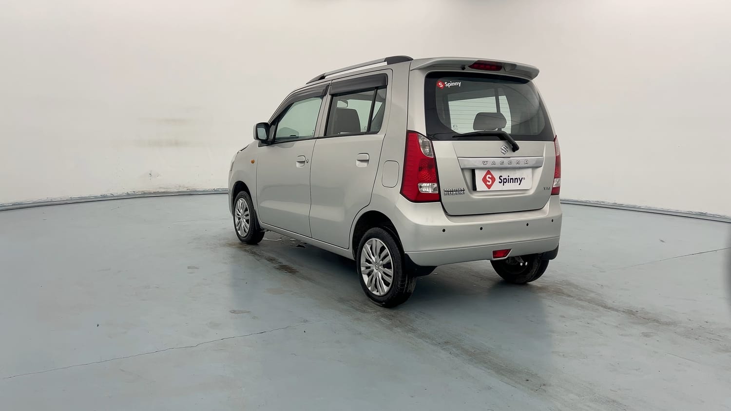Used 2013 Maruti Suzuki Wagon R 1.0 VXi Petrol Manual exterior LEFT REAR CORNER VIEW
