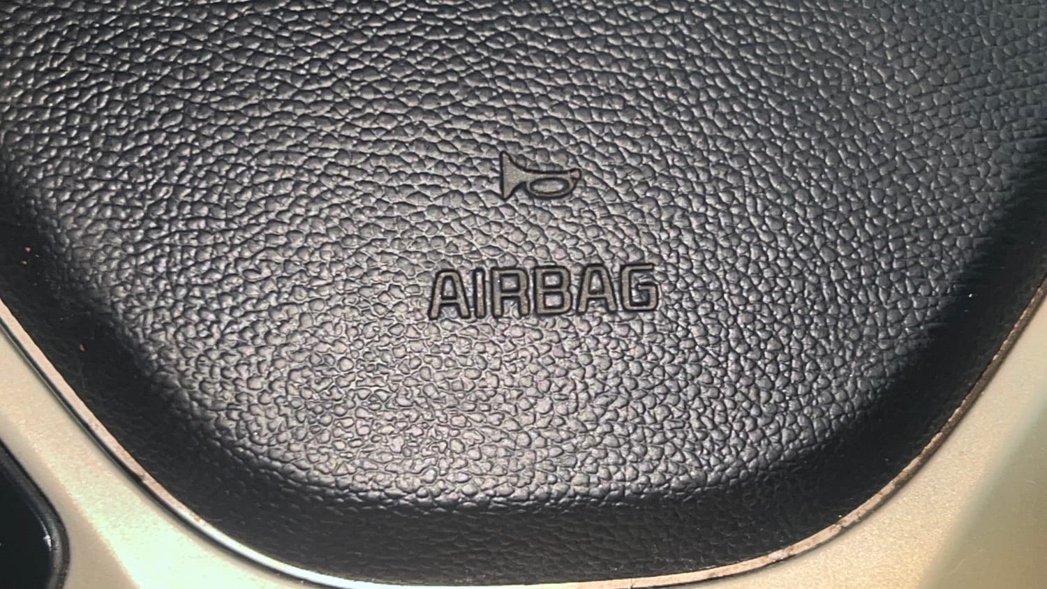 Used 2019 Hyundai Santro Sportz CNG Cng Manual top_features Airbags