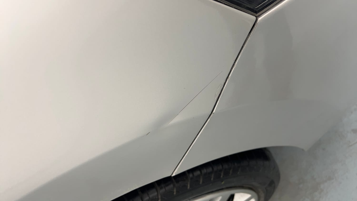 Used 2013 Maruti Suzuki Wagon R 1.0 VXi Petrol Manual dents MINOR DENT