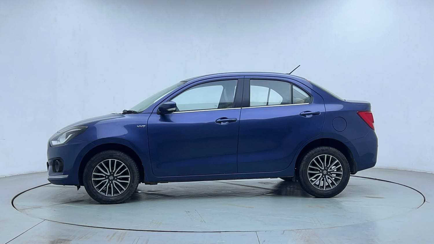 Used 2017 Maruti Suzuki Dzire ZXi Plus AMT Petrol Automatic exterior LEFT SIDE VIEW