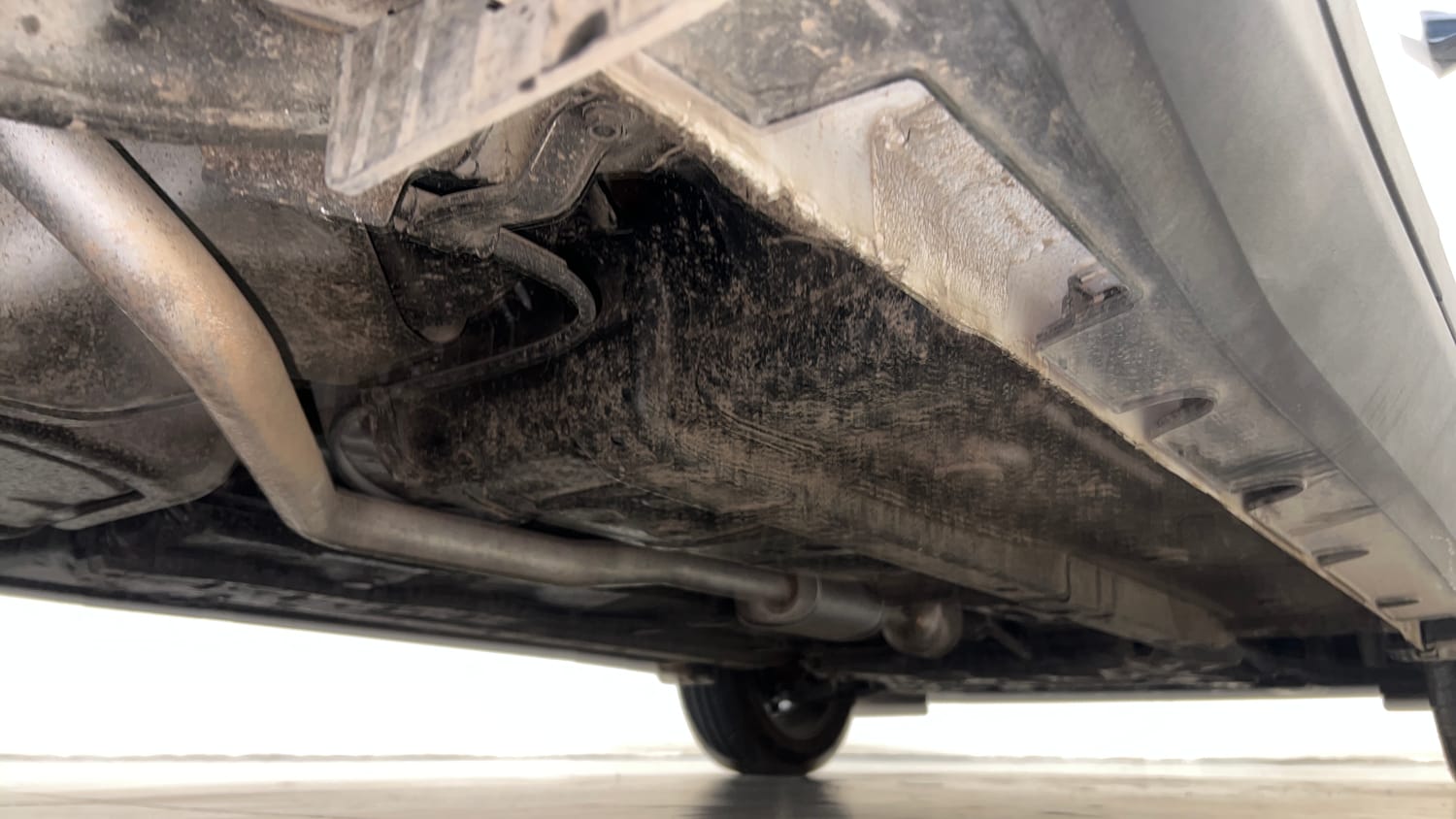 Used 2025 Hyundai Exter SX (O) Connect 1.2 AMT Petrol Automatic extra REAR RIGHT UNDERBODY VIEW