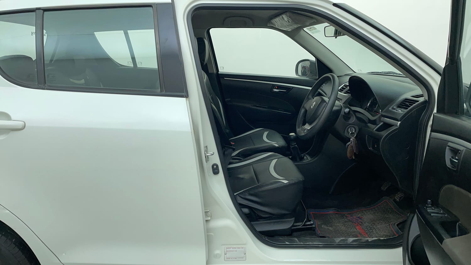Used 2014 Maruti Suzuki Swift VXi Petrol Manual interior RIGHT SIDE FRONT DOOR CABIN VIEW