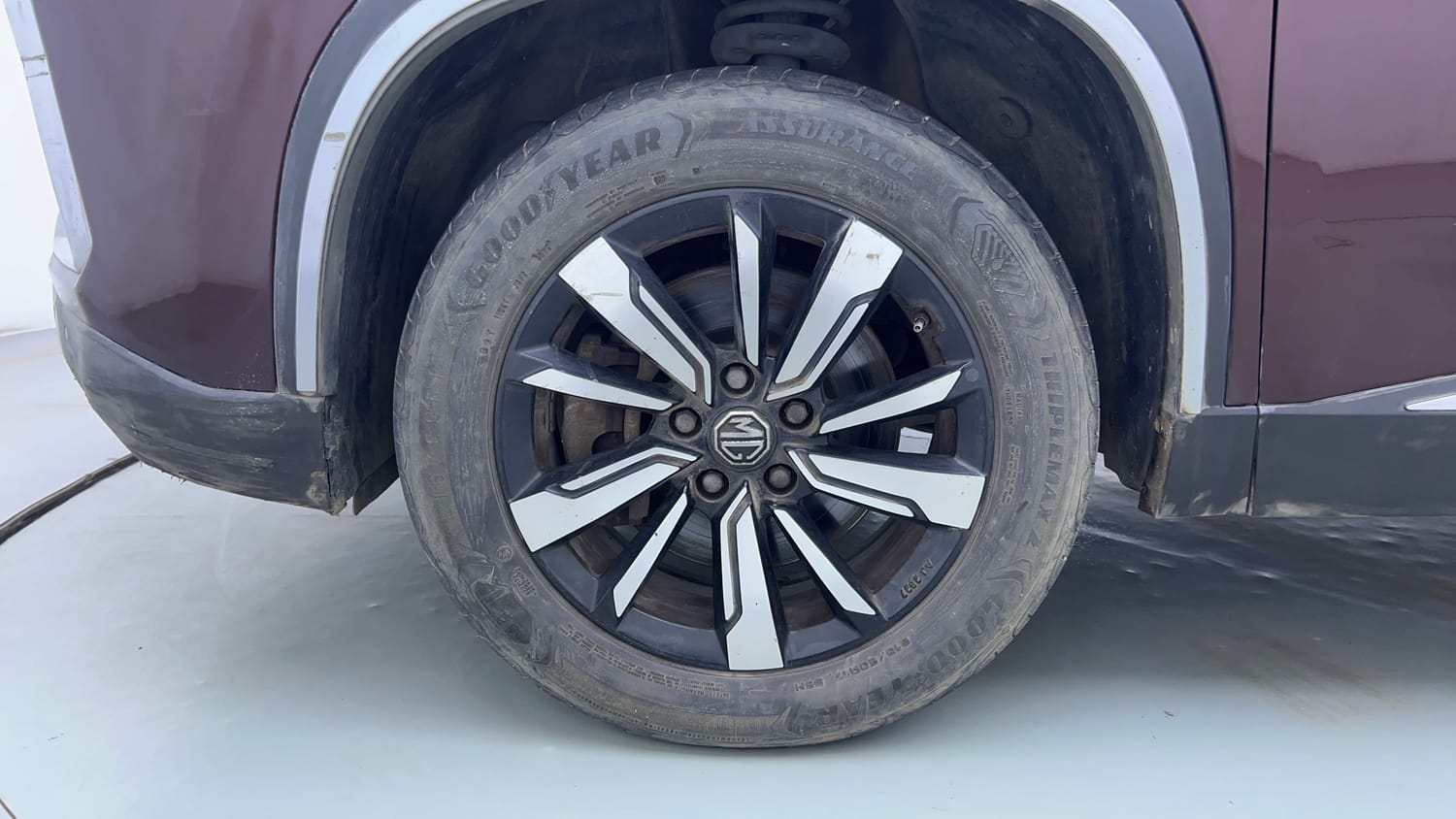 Used 2020 MG Motors Hector Sharp 1.5 DCT Petrol Petrol Automatic tyres LEFT FRONT TYRE RIM VIEW