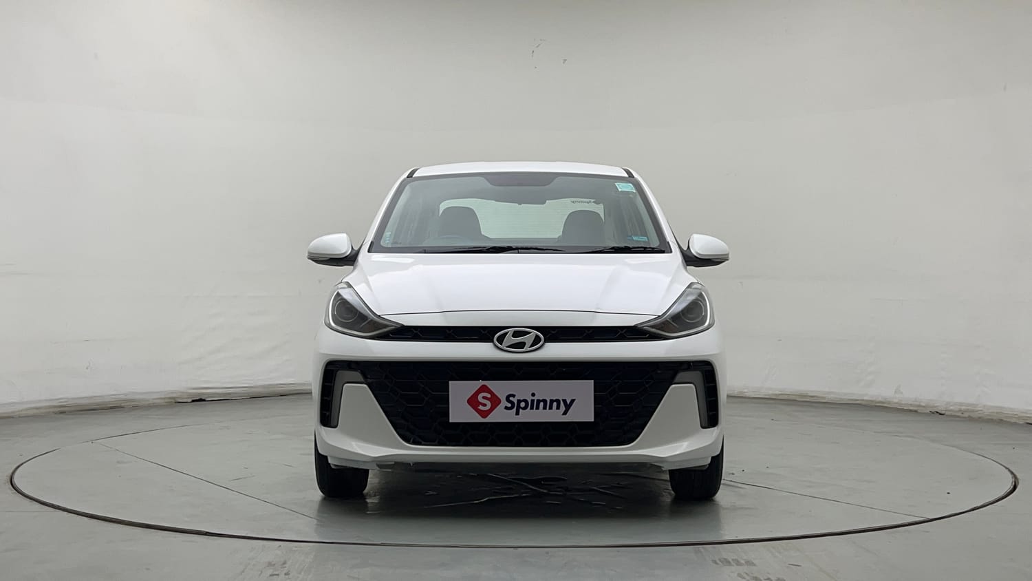 Used 2024 Hyundai Aura SX Plus 1.2 AMT Petrol Petrol Automatic exterior FRONT VIEW