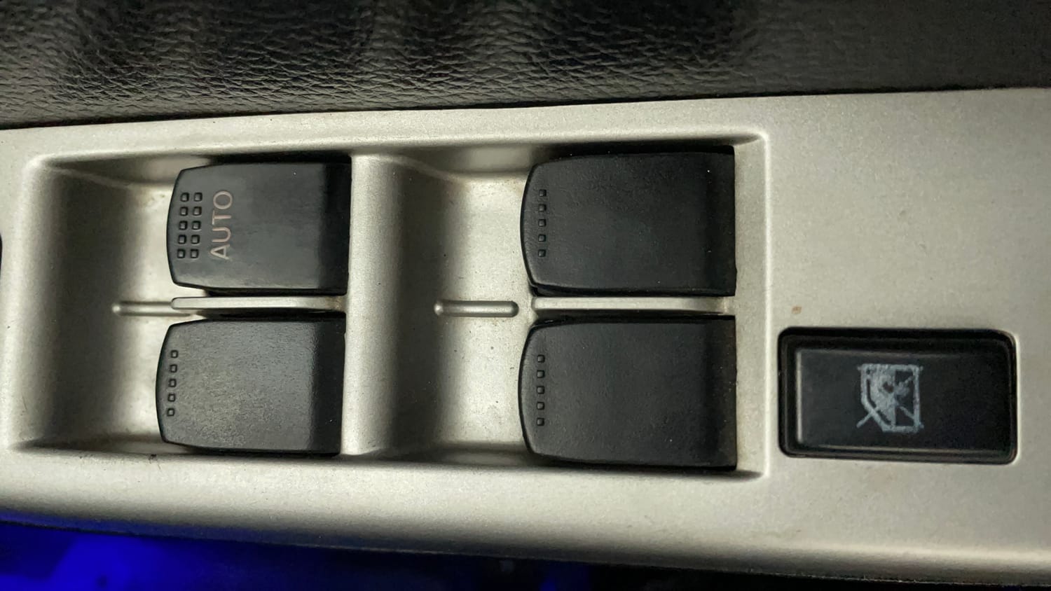 Used 2016 Maruti Suzuki Wagon R 1.0 VXI AMT Petrol Automatic top_features Power windows