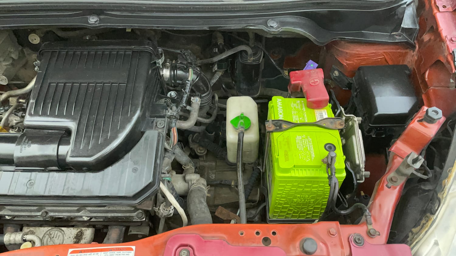 Used 2013 Maruti Suzuki Ritz Vxi BS-IV Petrol Manual engine ENGINE LEFT SIDE VIEW