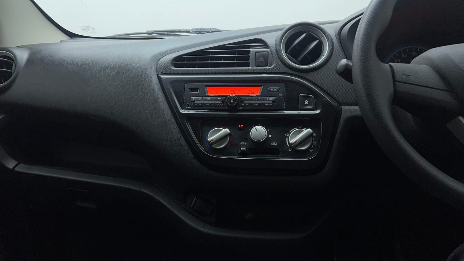 Used 2019 Datsun Redi-GO T (O) Petrol Manual interior MUSIC SYSTEM & AC CONTROL VIEW