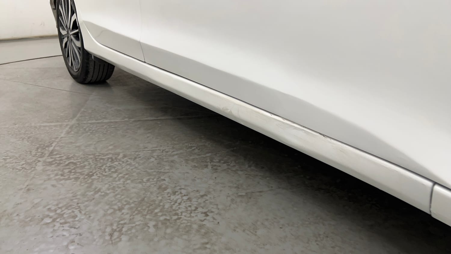 Used 2018 Honda City VX Petrol Petrol Manual dents MINOR SCRATCH