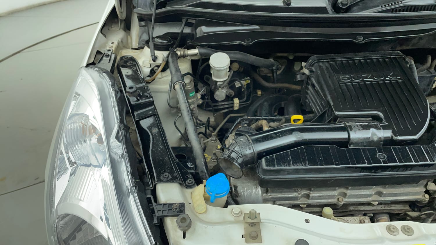 Used 2014 Maruti Suzuki Swift VXi Petrol Manual engine ENGINE RIGHT SIDE VIEW