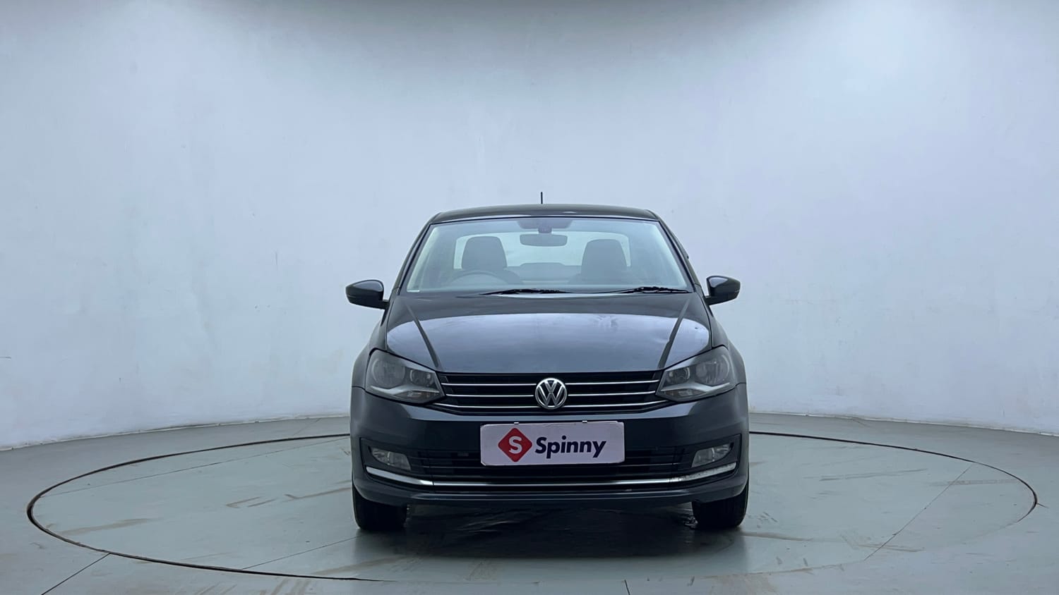 Used 2016 Volkswagen Vento Highline Petrol AT Petrol Automatic exterior FRONT VIEW