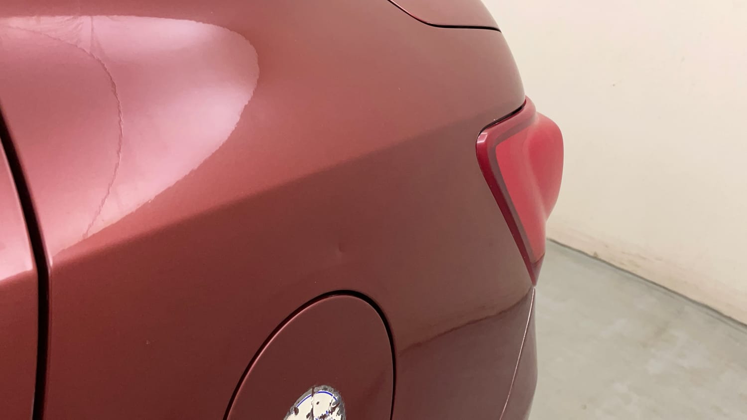 Used 2017 Maruti Suzuki Dzire VXi AMT Petrol Automatic dents MINOR DENT