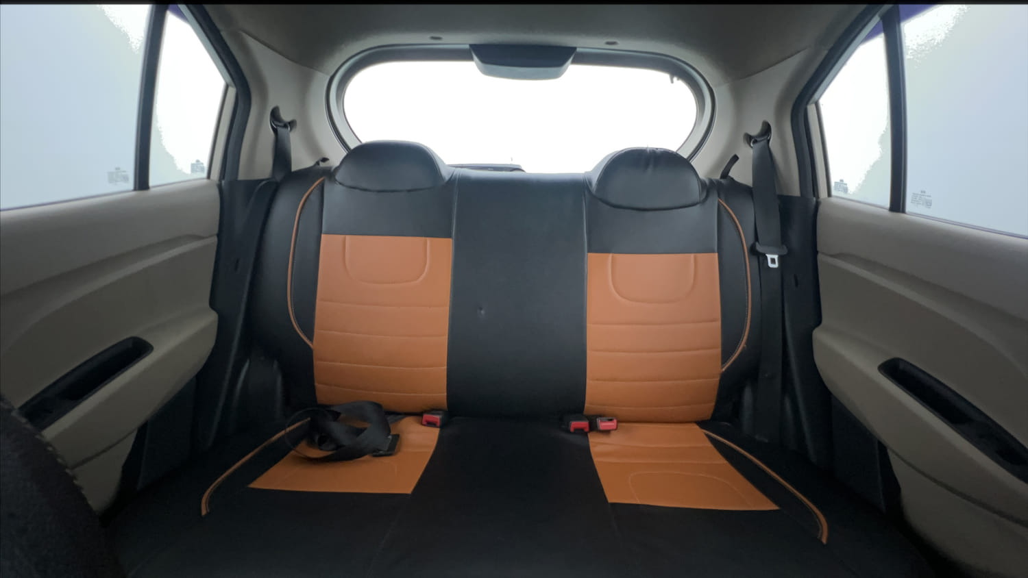 Used 2018 Hyundai Santro Asta Petrol Manual interior REAR SEAT CONDITION VIEW