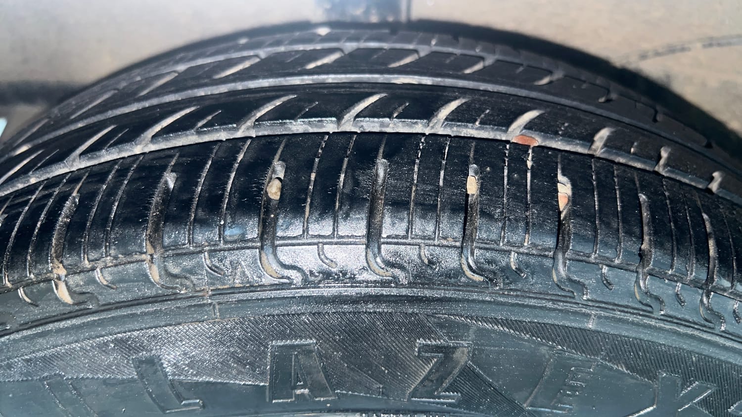 Used 2019 Hyundai Santro Sportz CNG Cng Manual tyres RIGHT REAR TYRE TREAD VIEW